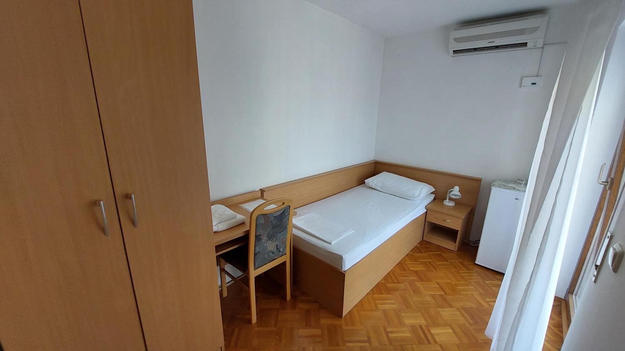 דוגי ראט Apartments And Rooms Mamic מראה חיצוני תמונה